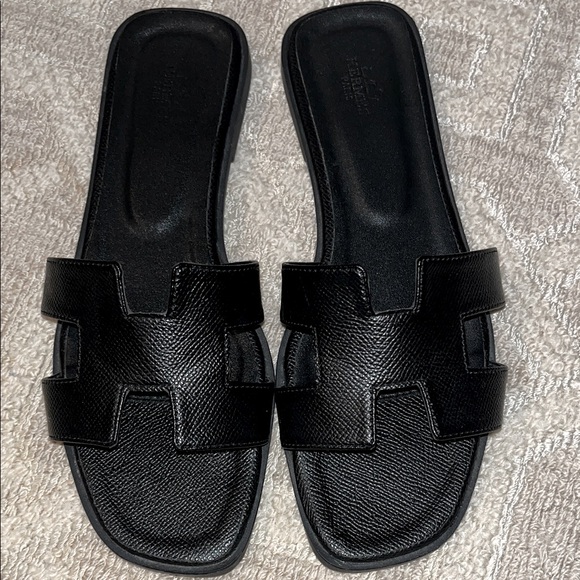 Hermes Oran flat slide sandals - Picture 1 of 7